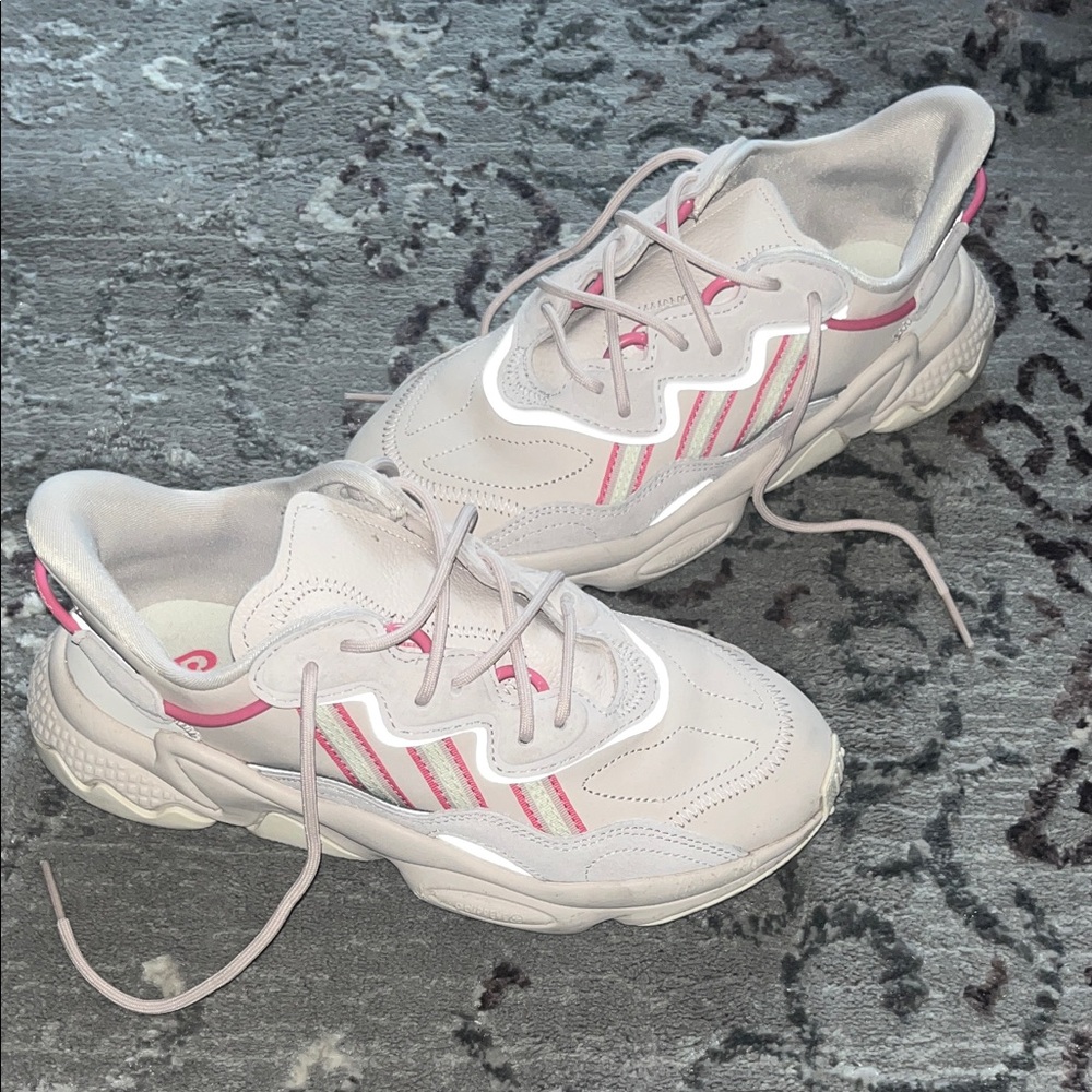 adidas White and Pink Men’s Sneakers - Picture 3 of 9